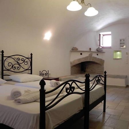 Appartamento Kapetan Manwlis Kato Khora Esterno foto